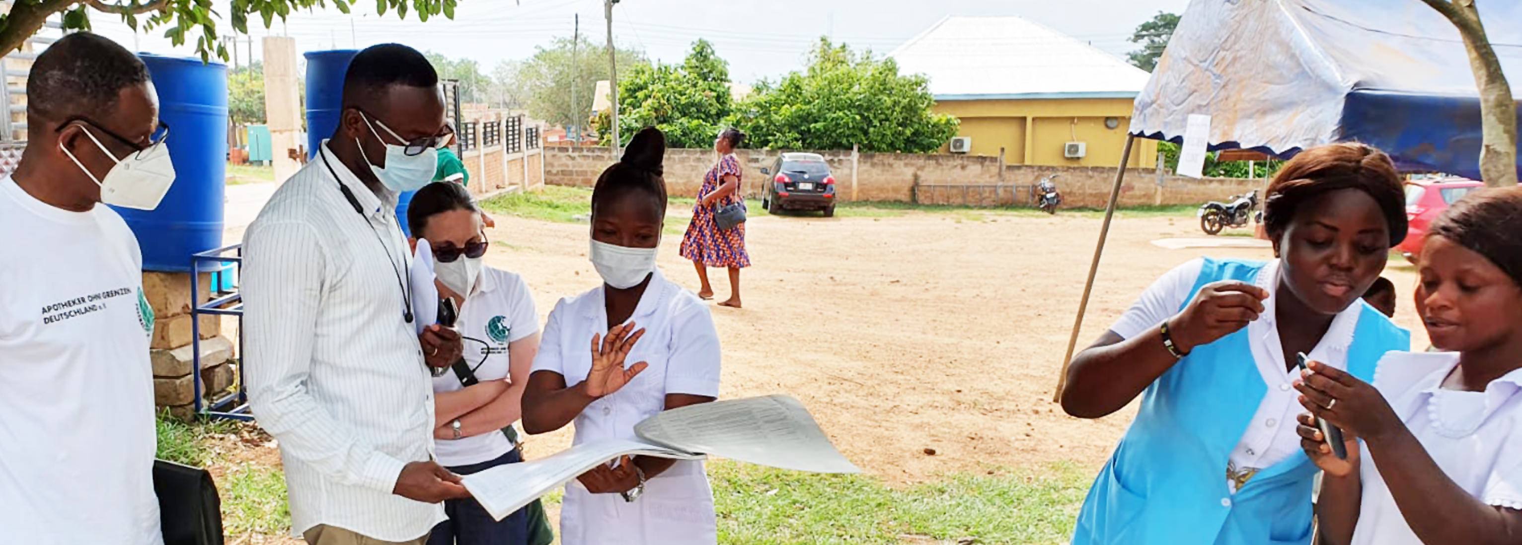 Besuch der Ernährungsberatung durchgeführt von geschultem Gesundheitspersonal des St. Mary’s Hospital (Drobo) durch AoG-Ehrenamtliche Abraham Dzidonu und Ursula Neideck